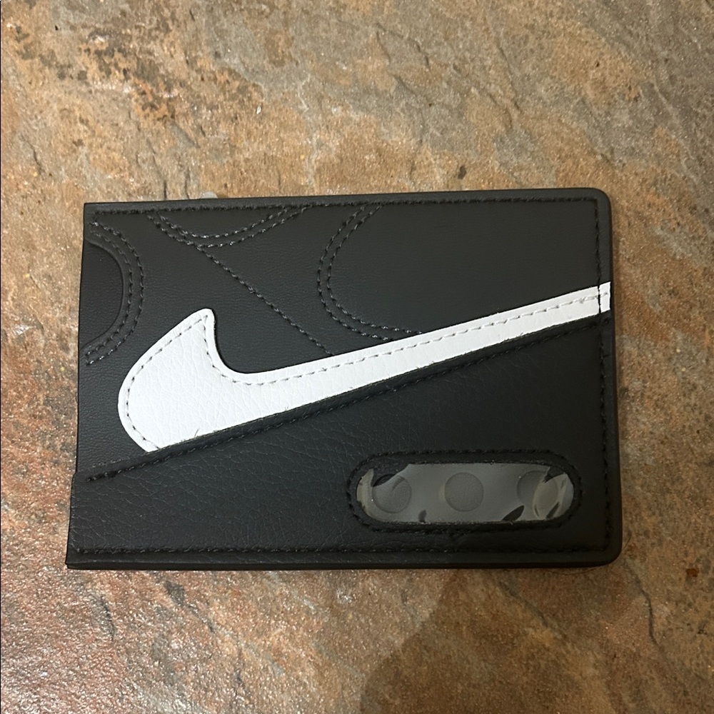Nike Unisex Black and White Card Holder - NWOT